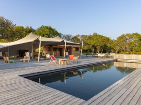 Restful Bungalow in Ploemel with Shared Sauna